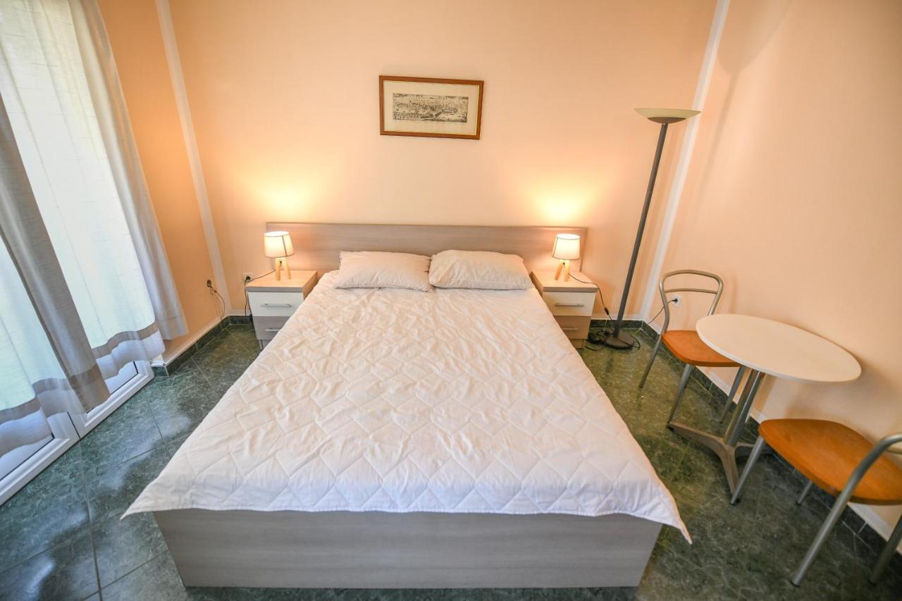 Jolly Apartments Budva Eksteriør billede